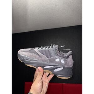 Yeezy Boost 700 'Utility Black' 2023